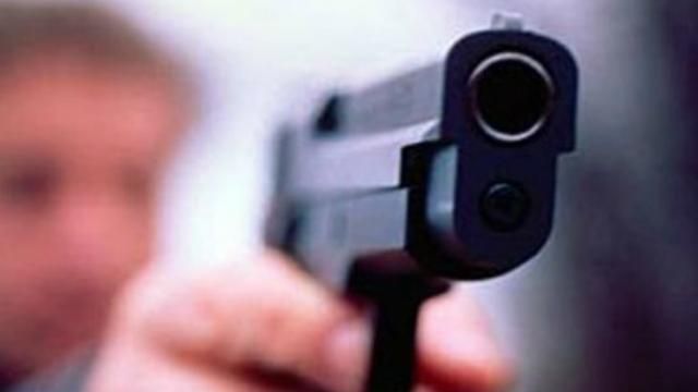 Жорстоке вбивство на Київщині: чоловік розстріляв дружину і її стареньких батьків Жорстоке вбивство на Київщині: чоловік розстріляв дружину і її стареньких батьків