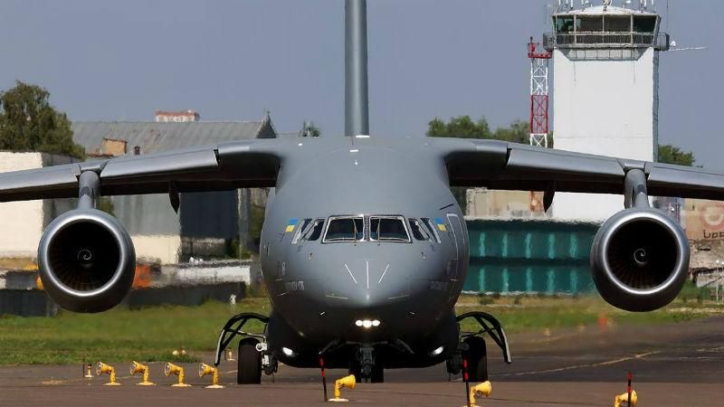 Новий АН-178 підкорив Азербайджан — в України хочуть купити 10 літаків Новий АН-178 підкорив Азербайджан — в України хочуть купити 10 літаків