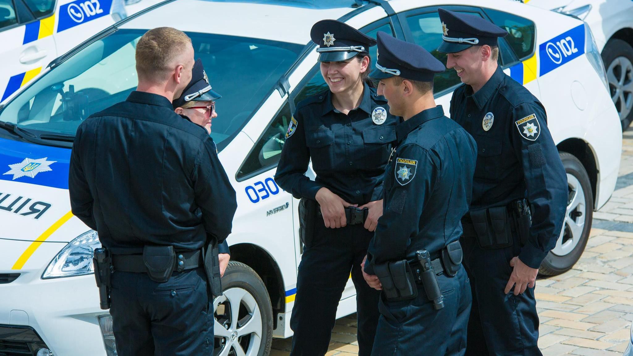 Аваков розповів про зарплати нових дільничих і слідчих Аваков розповів про зарплати нових дільничих і слідчих