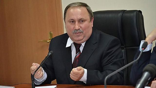 В СБУ назвали, куда поехал скандальный "герой Украины" В СБУ назвали, куда поехал скандальный "герой Украины"