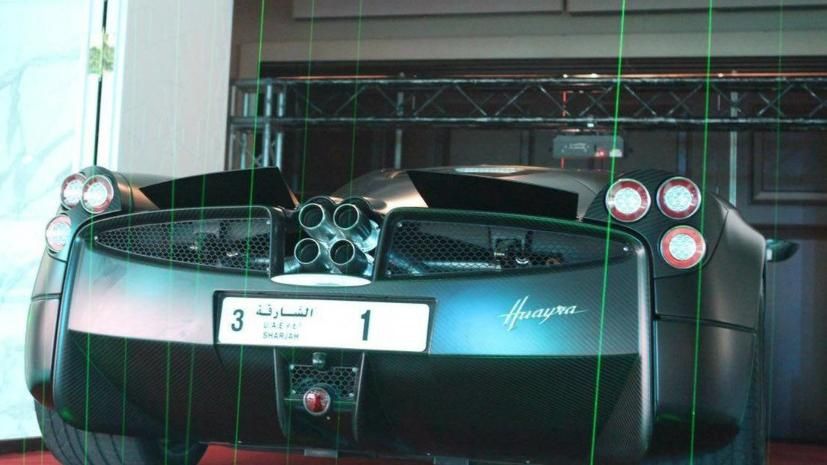 Предприниматель выложил сумасшедшую сумму за номерные знаки в ОАЭ Предприниматель выложил сумасшедшую сумму за номерные знаки в ОАЭ