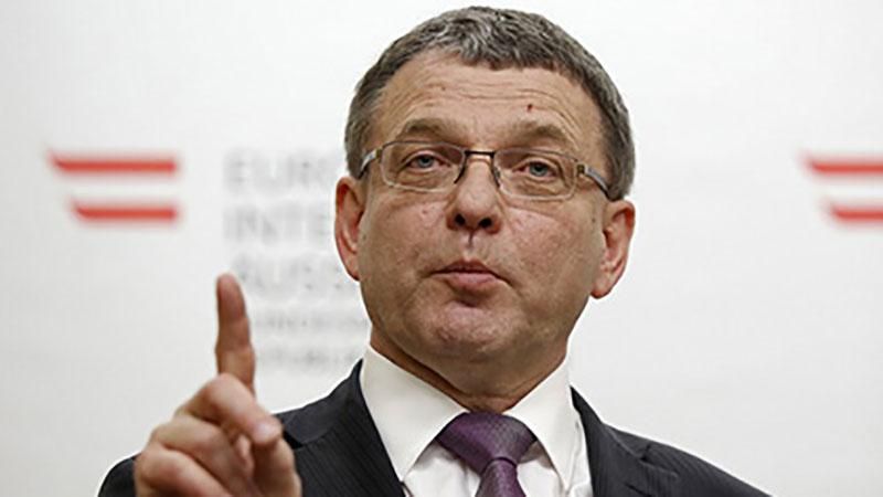 Глава МИД Чехии рассказал о стратегии Путина по ослаблению Европы Глава МИД Чехии рассказал о стратегии Путина по ослаблению Европы