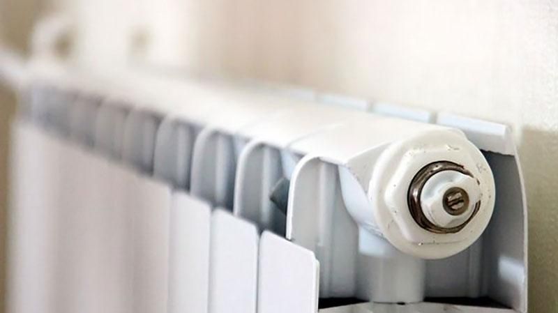 Украинцам почти вдвое повысили тарифы на тепло Украинцам почти вдвое повысили тарифы на тепло