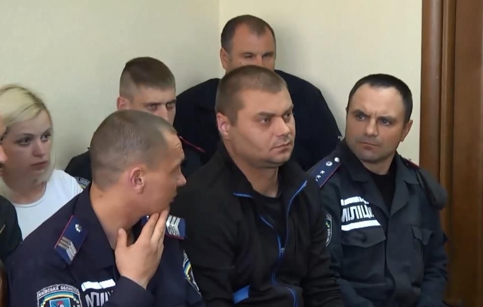 Полиция разоблачила сеть из семи борделей Полиция разоблачила сеть из семи борделей