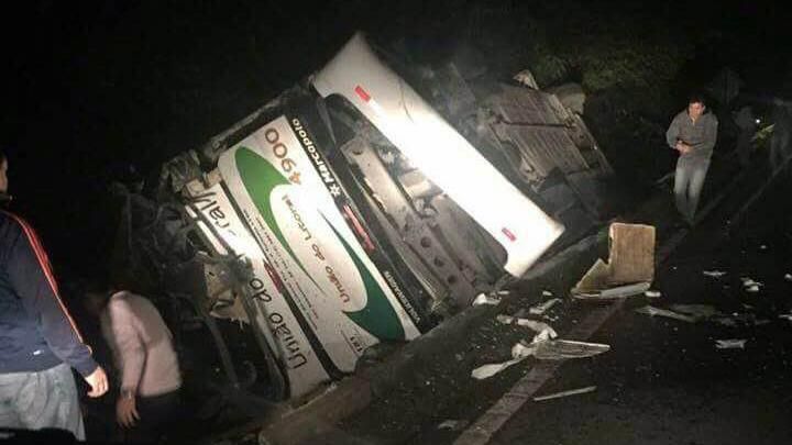 Ужасная авария автобуса со студентами в Бразилии: много погибших и пострадавших Ужасная авария автобуса со студентами в Бразилии: много погибших и пострадавших