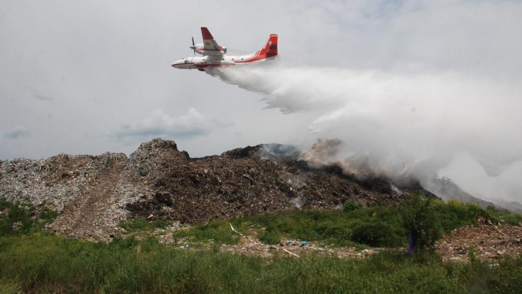 Причиною пожежі на сміттєзвалищі під Львовом був підпал, — Садовий Причиною пожежі на сміттєзвалищі під Львовом був підпал, — Садовий