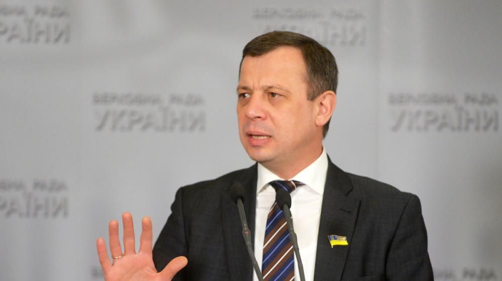 Україна має продовжувати курс Яценюка на повну енергонезалежність від Росії, — Хміль