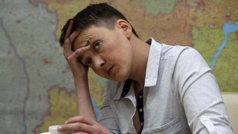 Порошенко зробив ту ж помилку, що і Янукович, — Савченко Порошенко зробив ту ж помилку, що і Янукович, — Савченко