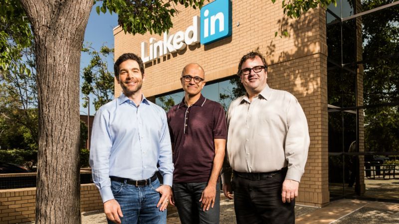 Microsoft за фантастическую сумму купил LinkedIn Microsoft за фантастическую сумму купил LinkedIn