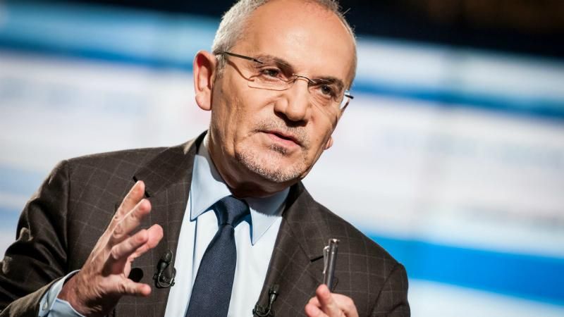 Суд дозволив Шустеру працювати в Україні Суд дозволив Шустеру працювати в Україні