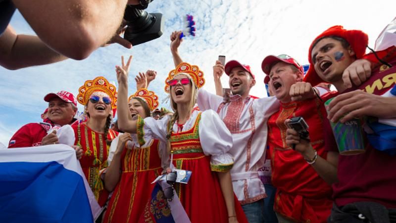 Скандал з російськими фанатами на Євро: 29 вболівальників депортують із Франції