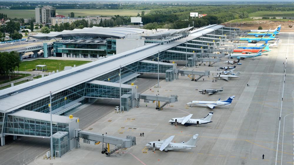 Опрос: Чье имя должен носить аэропорт "Борисполь"
