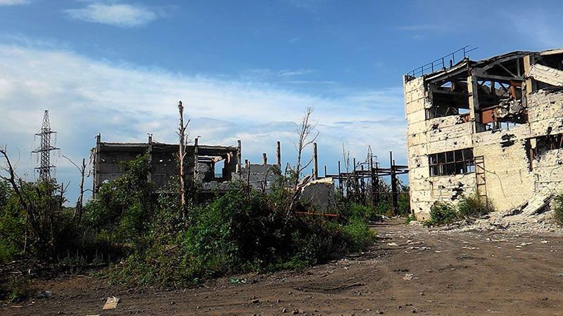 Шахта Бутівка після недільного обстрілу: апокаліптичні фото Шахта Бутівка після недільного обстрілу: апокаліптичні фото