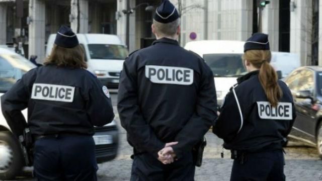 Французька поліція затримала групу російських журналістів