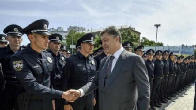 Порошенко пригрозил: Николаевская полиция останется без руководства