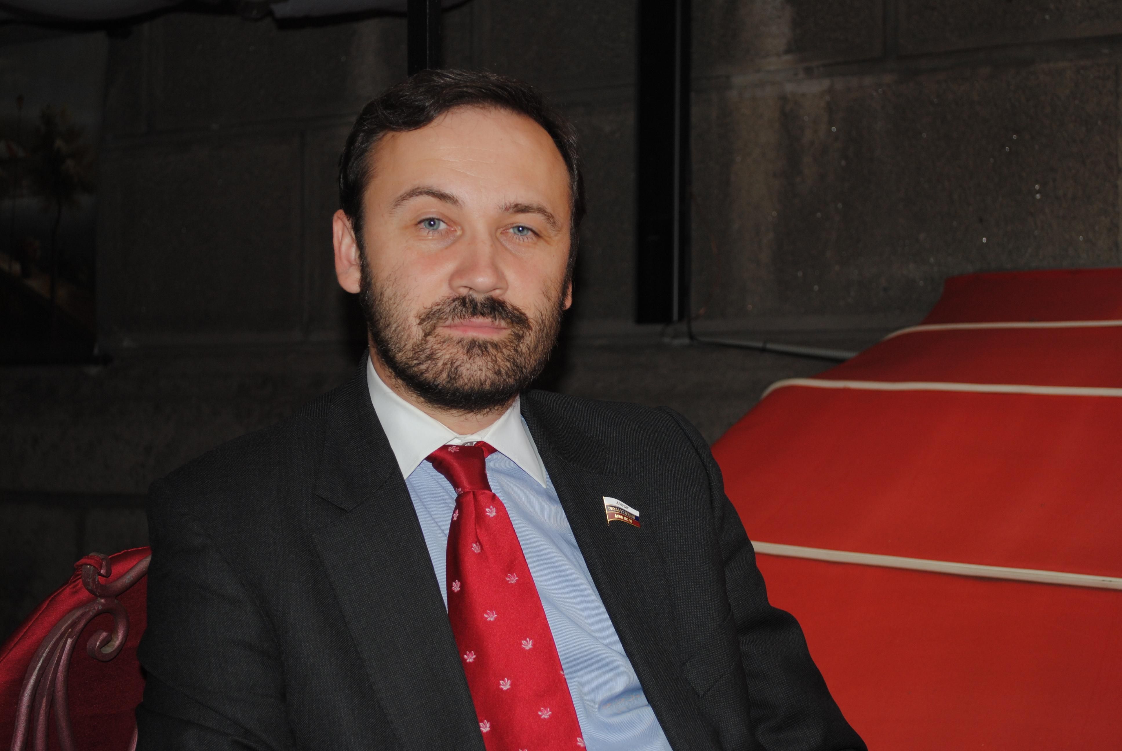 Російський опозиціонер після гучної заяви дав поради Гройсману Російський опозиціонер після гучної заяви дав поради Гройсману