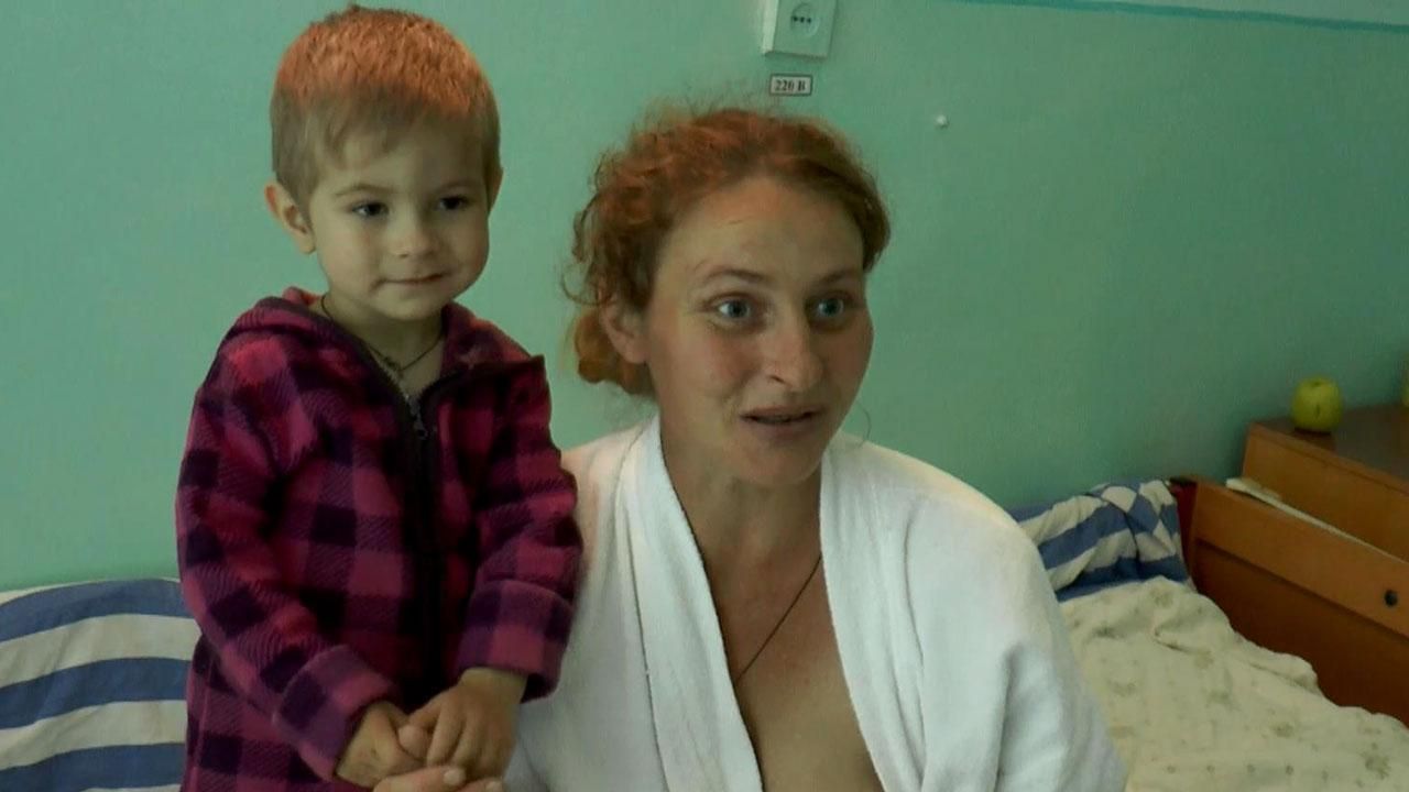 Жінка народила у електричці Жінка народила у електричці