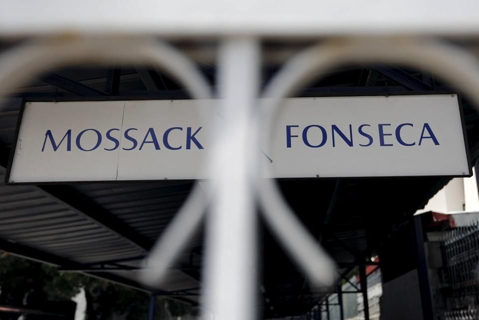Работника скандальной Mossack Fonseca поймали в Швейцарии Работника скандальной Mossack Fonseca поймали в Швейцарии