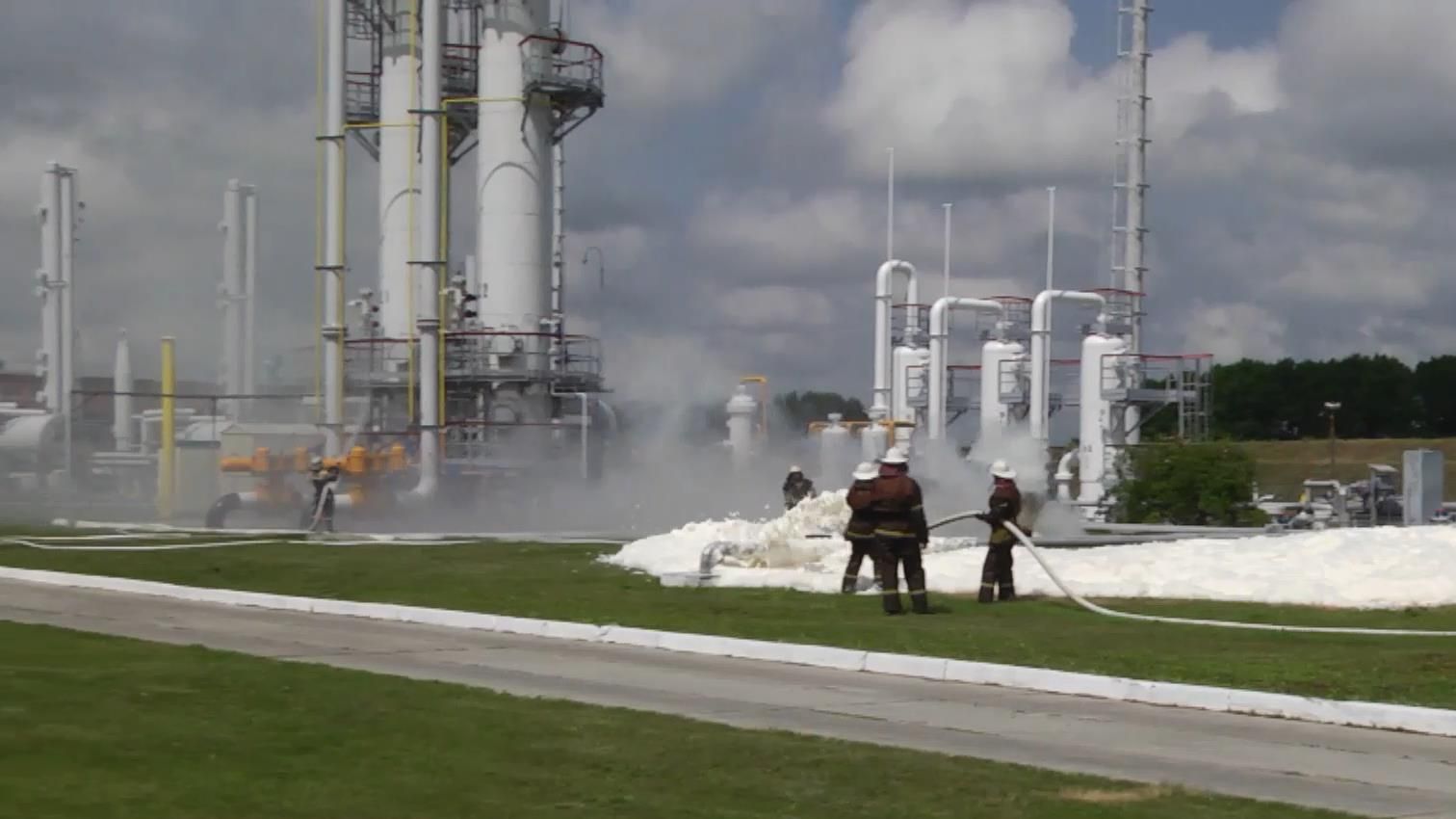 Чи готові українські вогнеборці ліквідовувати пожежі на газосховищах Чи готові українські вогнеборці ліквідовувати пожежі на газосховищах