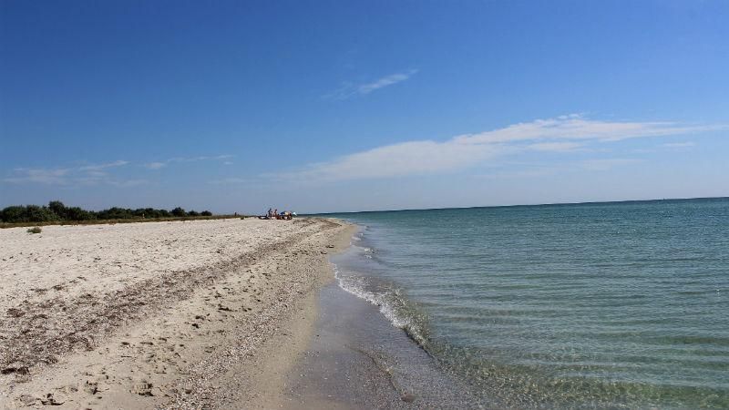 Холодне літо гальмує курортний сезон: коли варто планувати відпустку