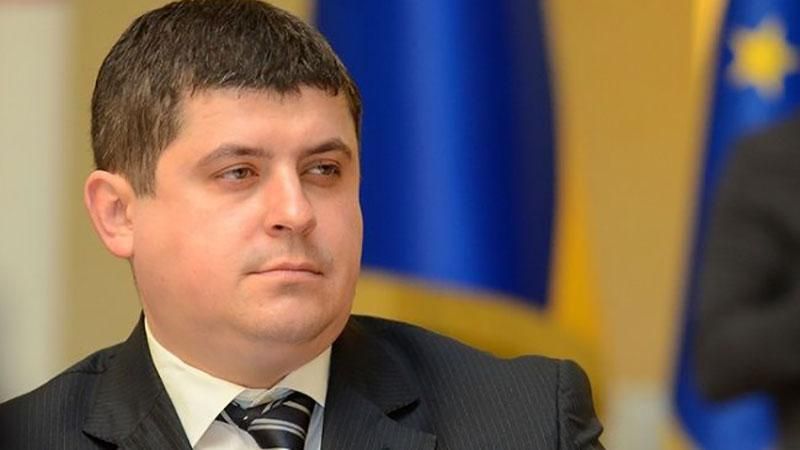 "Народний фронт" вимагає конфіскувати мільярди Януковича, інакше їх виведуть в офшори, — Бурбак "Народний фронт" вимагає конфіскувати мільярди Януковича, інакше їх виведуть в офшори, — Бурбак