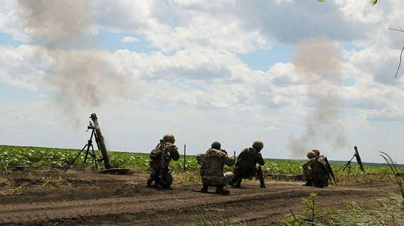 Волонтеры сообщили о раненых бойцах под Марьинкой Волонтеры сообщили о раненых бойцах под Марьинкой