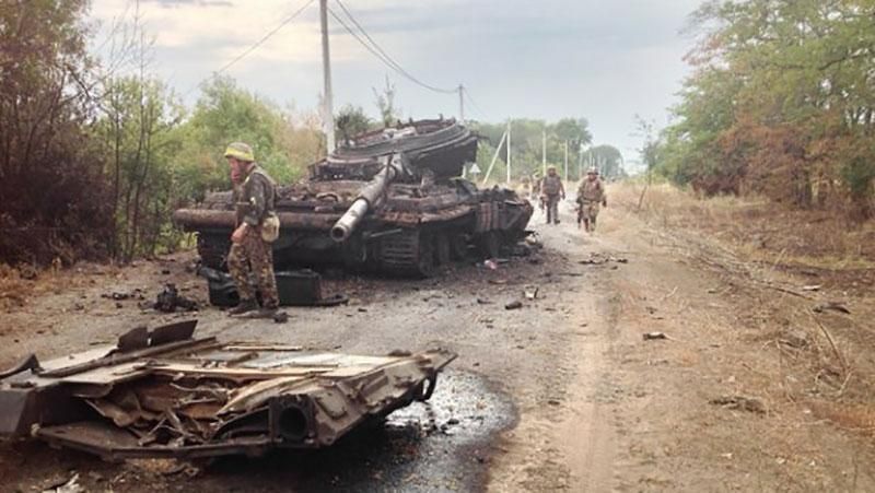 Луценко раскрыл шокирующие данные об АТО: между Иловайском и Киевом стоял один батальон