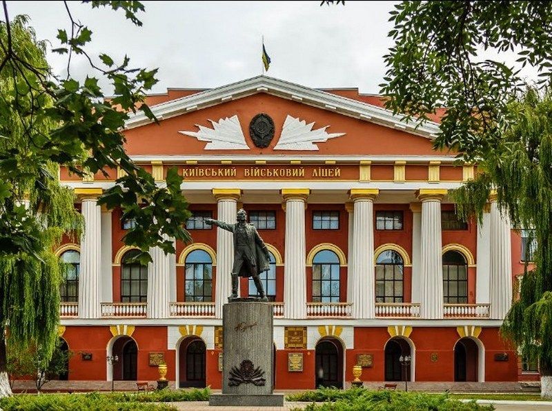 У Києві офіцера-хабарника позбавили звання та звільнили з армії У Києві офіцера-хабарника позбавили звання та звільнили з армії