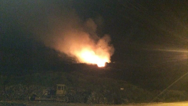 Під Львовом знову горіло Грибовицьке сміттєзвалище: з'явились фото Під Львовом знову горіло Грибовицьке сміттєзвалище: з'явились фото