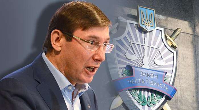 Нардепы "своего" будут защищать, — эксперт о возможном снятии неприкосновенности с Онищенко
