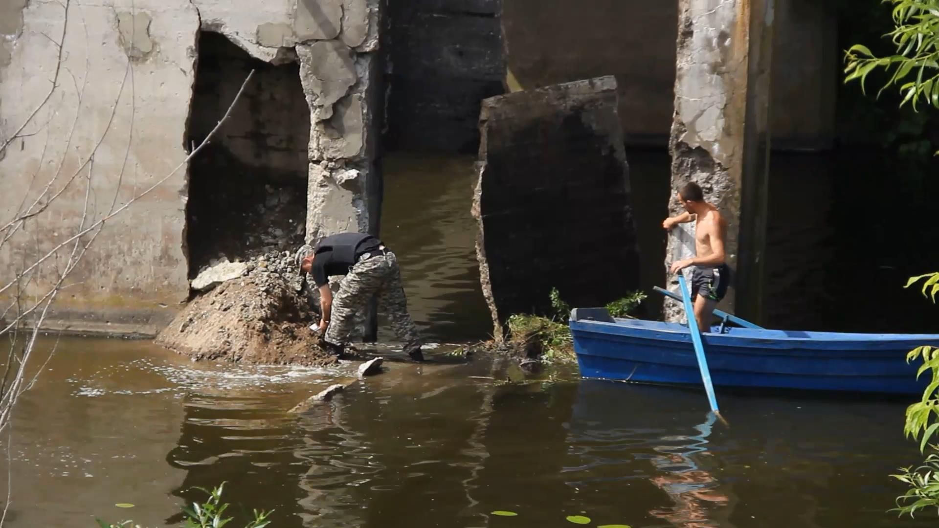 Взрыв в центре села: местные обвинили украинскую армию Взрыв в центре села: местные обвинили украинскую армию