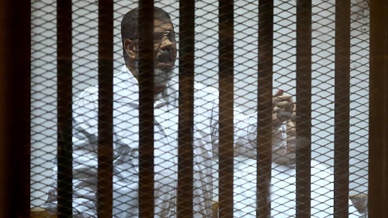 Экс-президенту Египта повторно дали пожизненное заключение