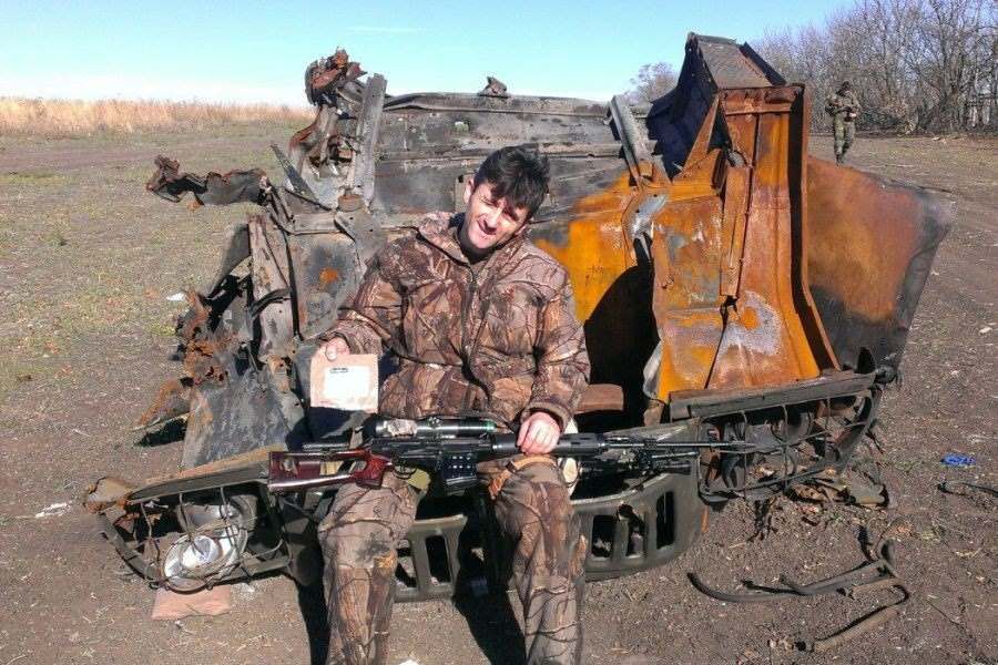 За кулісами: снайпер "ДНР" розповів, чому покидає сепаратистів За кулісами: снайпер "ДНР" розповів, чому покидає сепаратистів