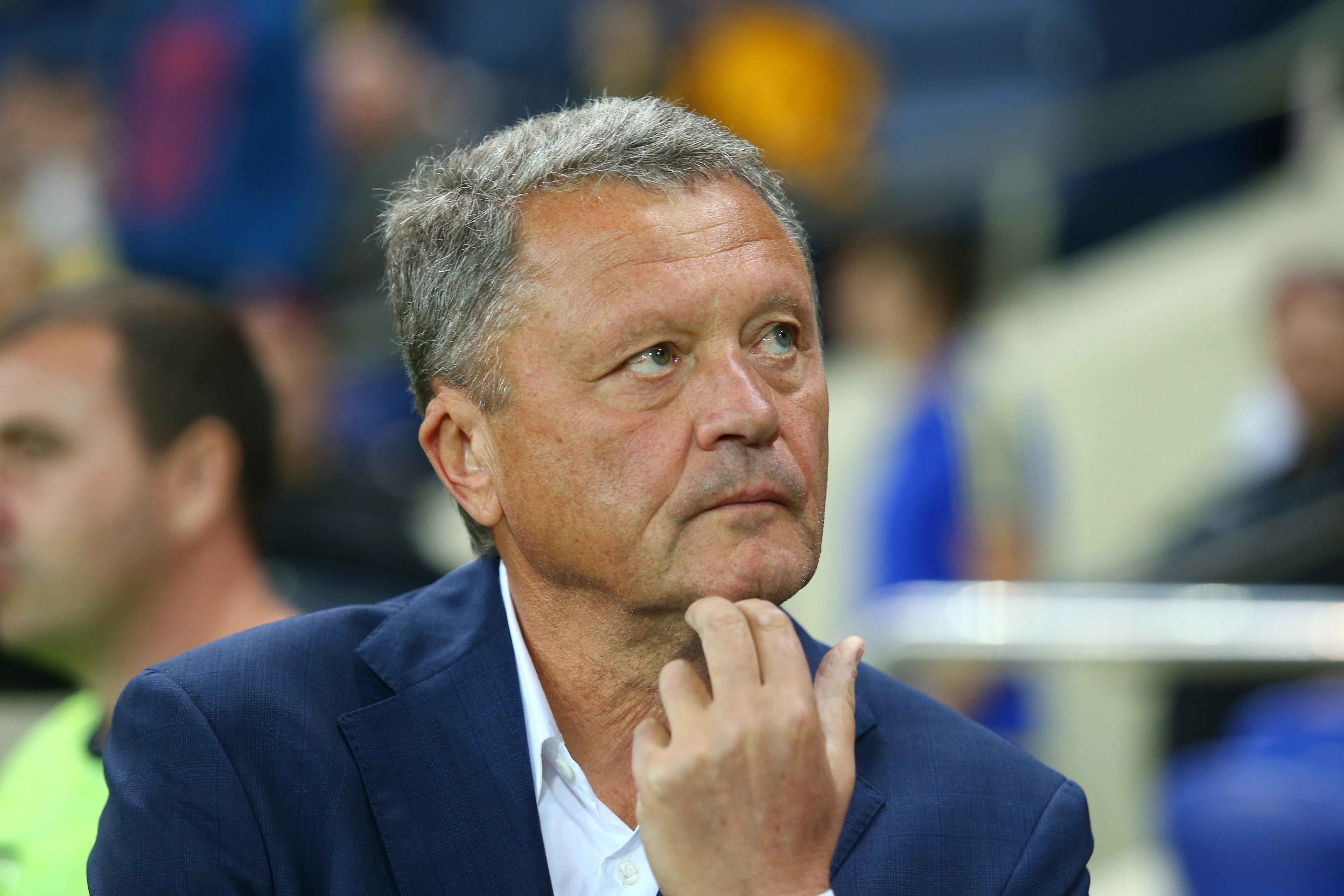 Мирон Маркевич покидает "Днепр" Мирон Маркевич покидает "Днепр"