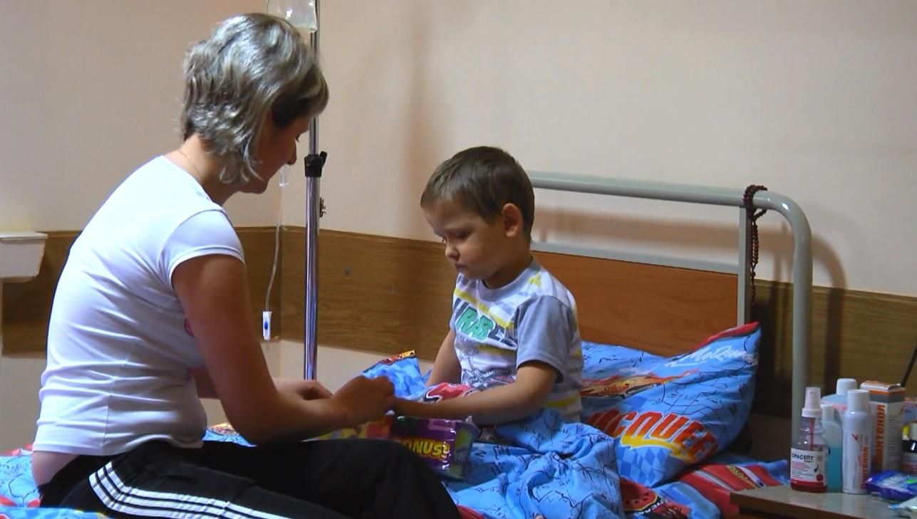 Сім'я шукає благодійників для порятунку життя дитини Сім'я шукає благодійників для порятунку життя дитини