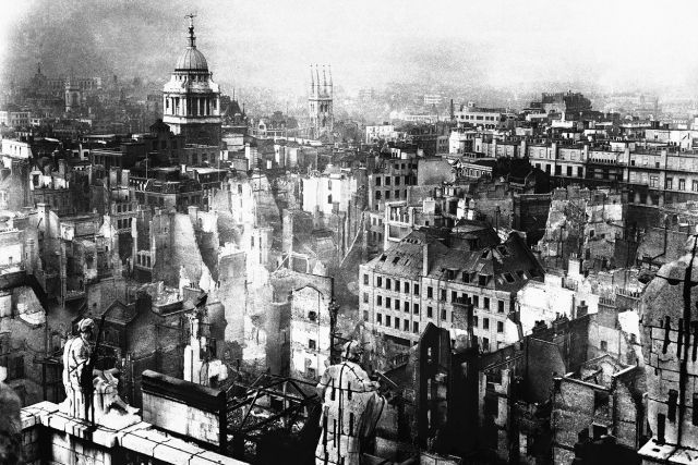 Якими були перші дні війни у Києві