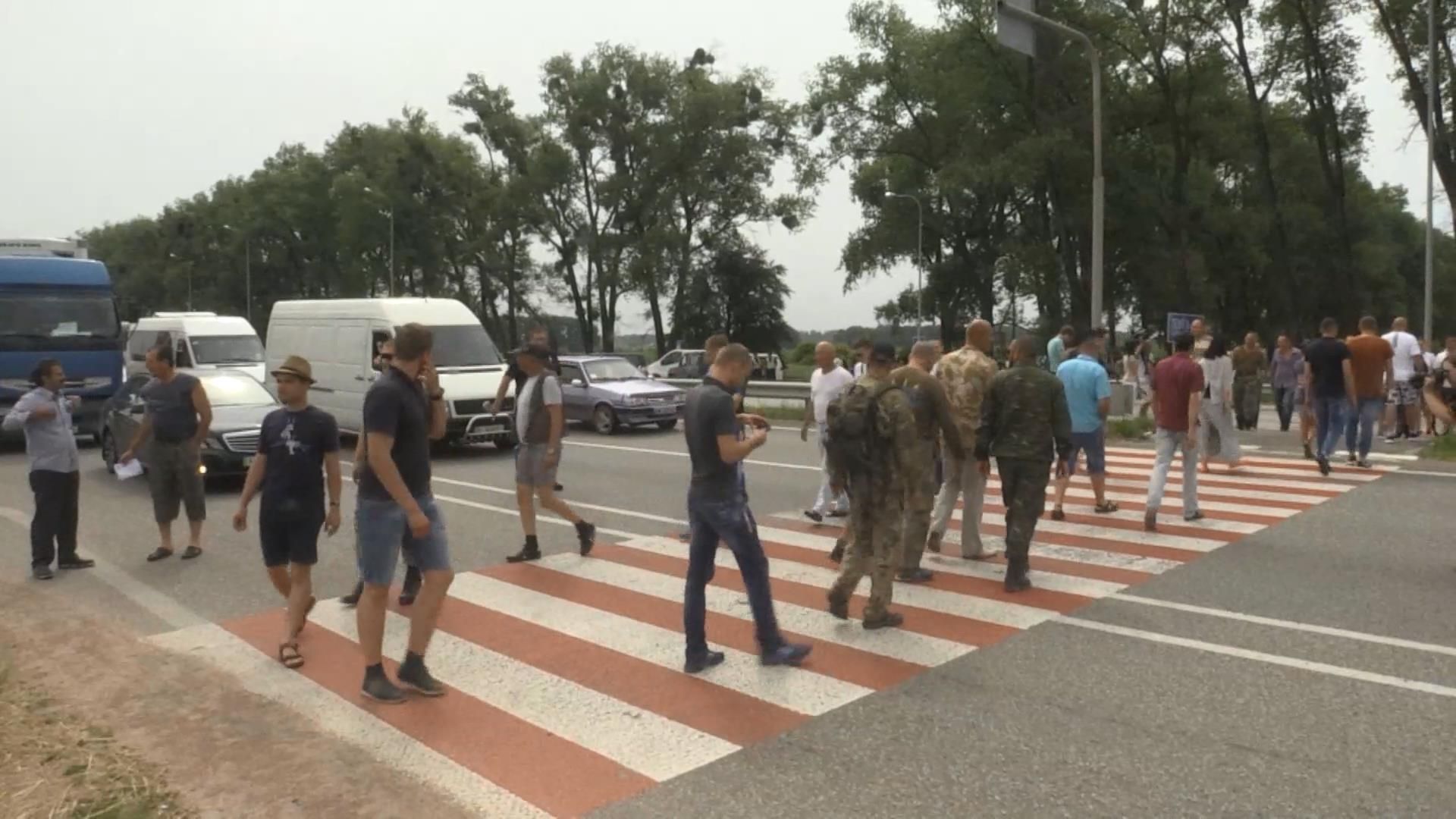 Учасники АТО вдалися до радикальних дій, щоб отримати свою землю Учасники АТО вдалися до радикальних дій, щоб отримати свою землю