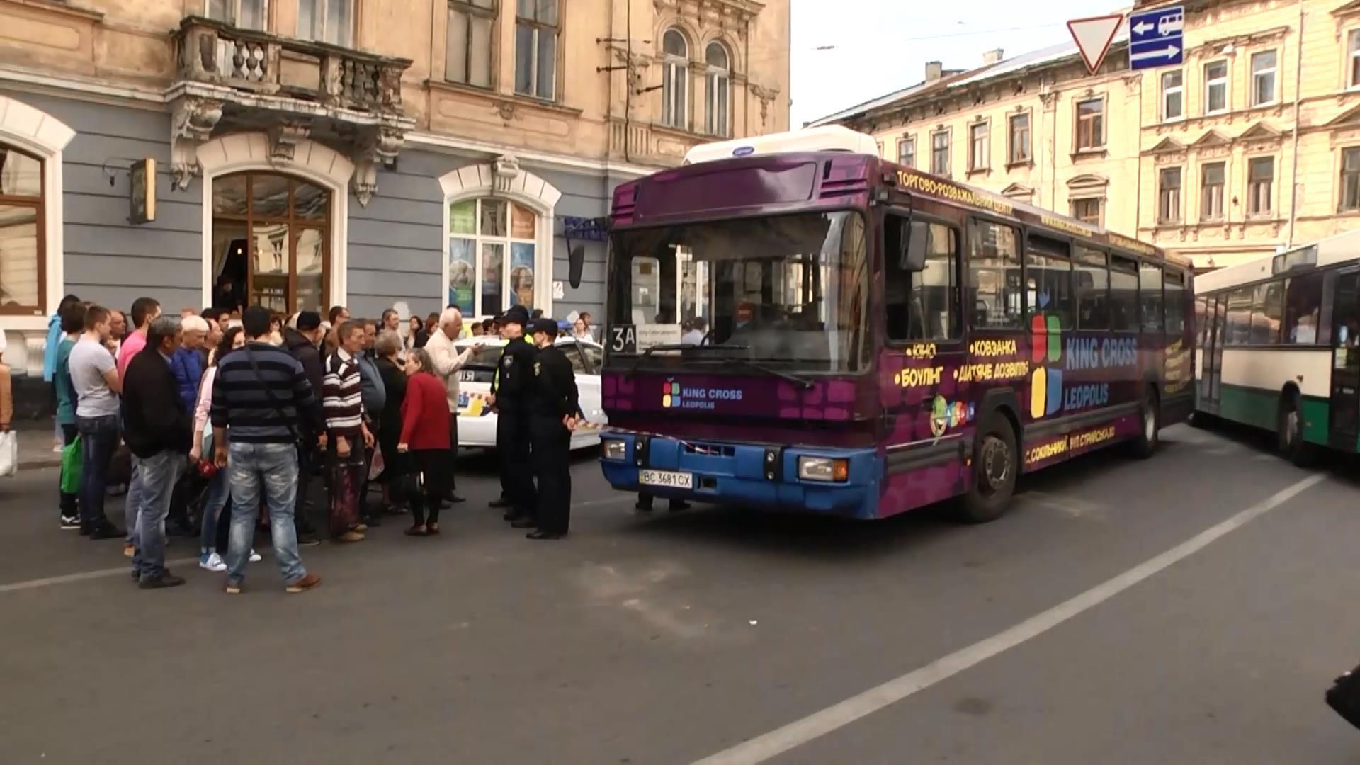 Суд залишив під вартою водія автобуса, який збив насмерть дитину