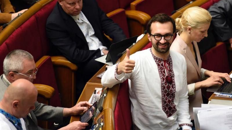 Лещенко різко відповів на погрози виключити його з фракції Лещенко різко відповів на погрози виключити його з фракції