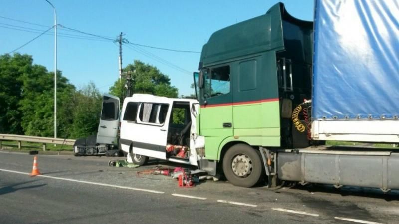 П’ятеро українців загинуло в жахливій ДТП у Росії: з’явились фото