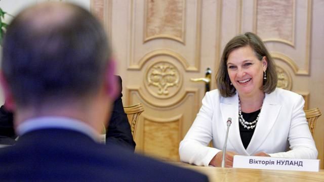 Нуланд таки зустрічалась з Порошенком: стало відомо, про що вони говорили Нуланд таки зустрічалась з Порошенком: стало відомо, про що вони говорили