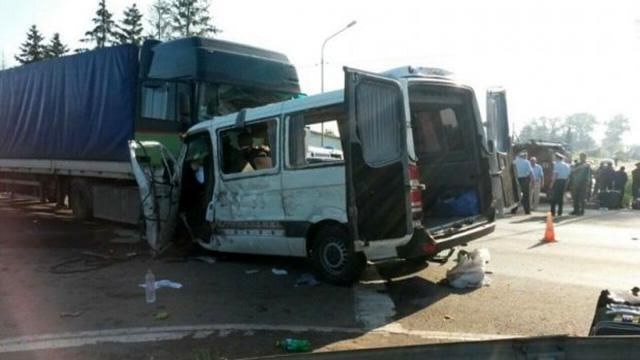 Семеро пострадавших в ДТП в России – украинцы, – МИД Семеро пострадавших в ДТП в России – украинцы, – МИД