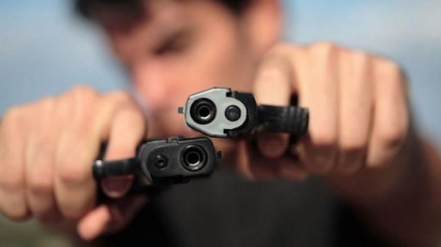 Пьяные копы устроили стрельбу по людям в Харькове, есть пострадавшие Пьяные копы устроили стрельбу по людям в Харькове, есть пострадавшие