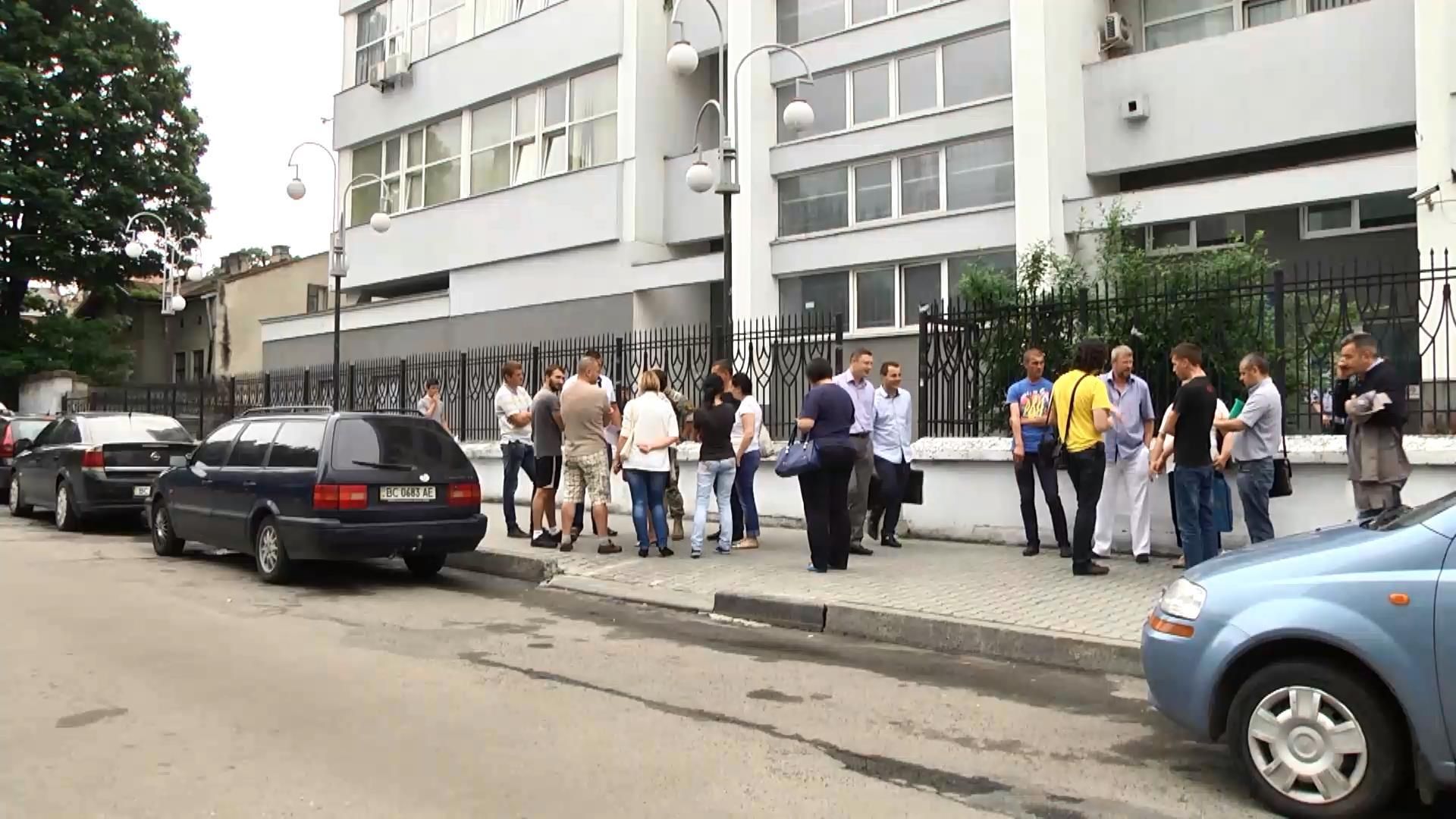 Львівський суд оштрафував волонтерів за автомобілі для АТО