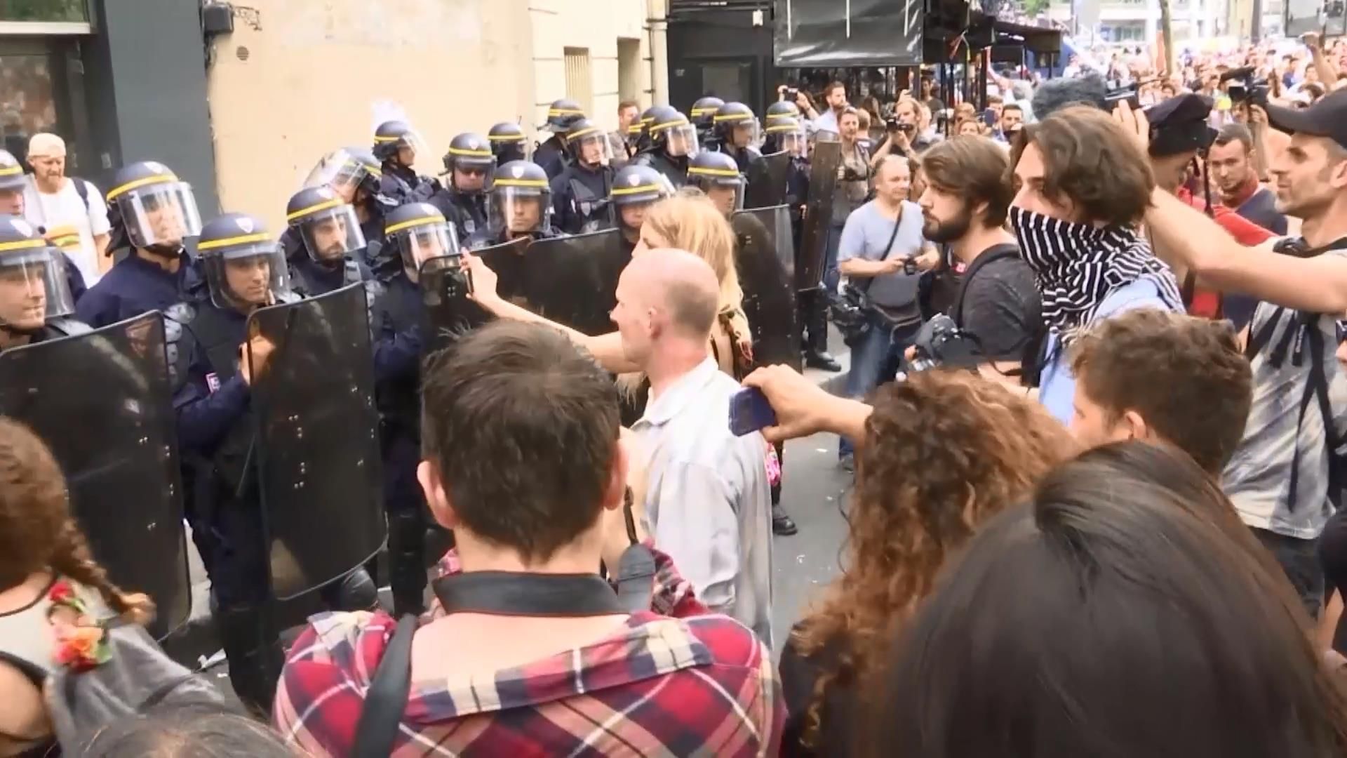 Францію сколихнули чергові протести Францію сколихнули чергові протести