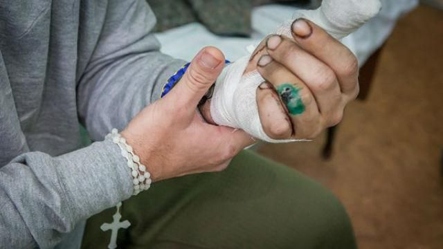 Враг из минометов обстрелял украинских бойцов: есть раненые Враг из минометов обстрелял украинских бойцов: есть раненые