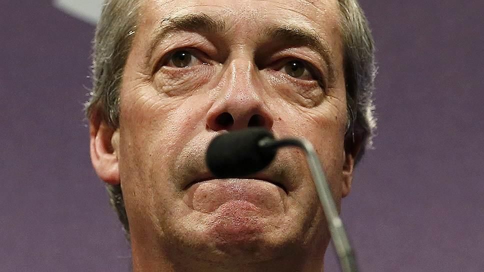 Неонацисти, корумпована влада та київські бойовики: що лідер Brexit думає про Україну Неонацисти, корумпована влада та київські бойовики: що лідер Brexit думає про Україну