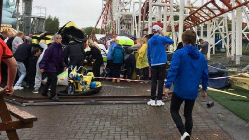 Поїзд американських гірок на шаленій швидкості зійшов із рейок: опубліковані фото Поїзд американських гірок на шаленій швидкості зійшов із рейок: опубліковані фото