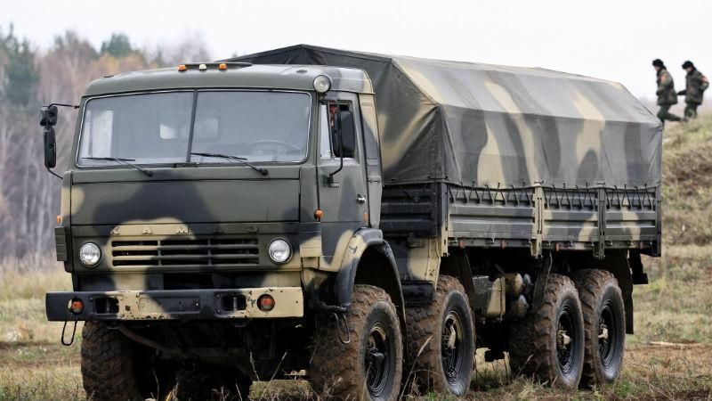 КамАЗ з російськими офіцерами потрапив в ДТП на Донбасі: багато загиблих