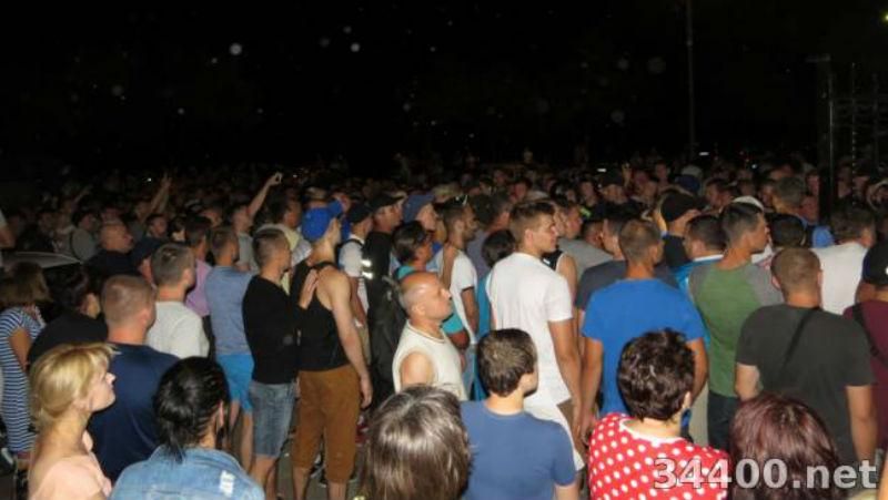 "Криваве весілля" на Рівненщині – з’явились фото і відео жорстоких розбірок "Криваве весілля" на Рівненщині – з’явились фото і відео жорстоких розбірок